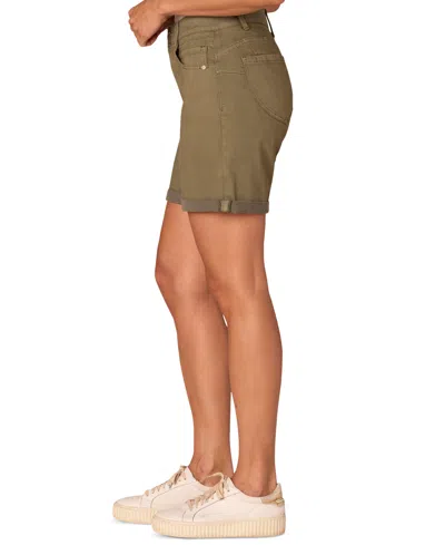 Democracy Petite "ab"solution Mid Rise Cuffed Shorts