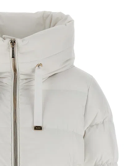 Moorer Puffer Jacket With Elegant Hood And Premium Insulation In White