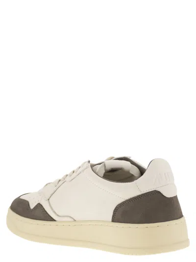 Autry 'medalist Low' White Low Top Sneakers With Side Logo Detail In Leather And Suede Man In White