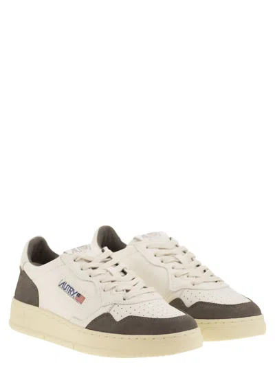 Autry 'medalist Low' White Low Top Sneakers With Side Logo Detail In Leather And Suede Man In White