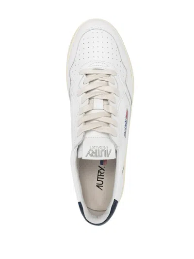 Autry Medalist Sneakers In White And Blue Leather