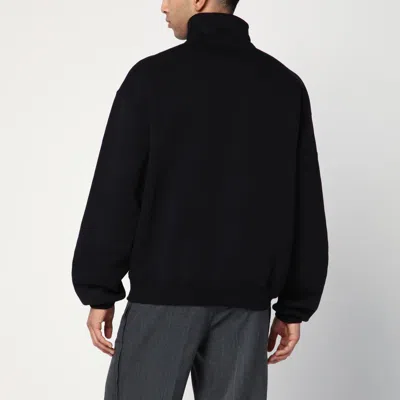 Jacquemus Grog Grain Zip-neck Sweatshirt In Black