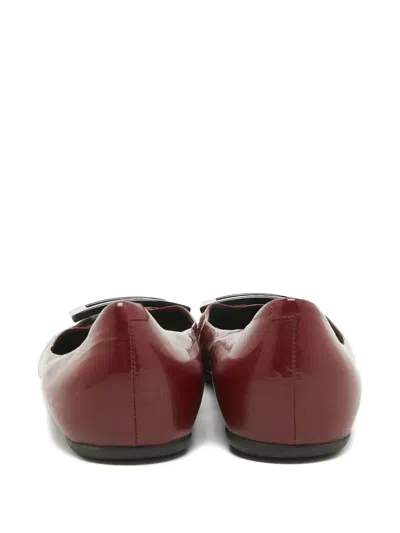Pre-owned Roger Vivier Vintage Buckle-detail Leather Ballet Flats