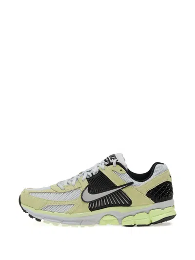 Nike Zoom Vomero 5 Sneakers