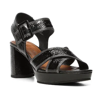Donald Pliner Women Geni Platform Heel In Black Crinkle Patent In Black