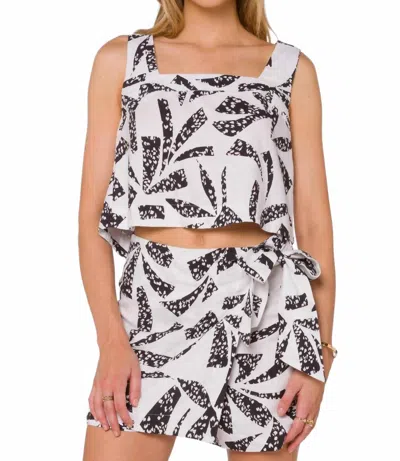 Velvet Heart Saima Square Neck Cropped Top In Black/white In White