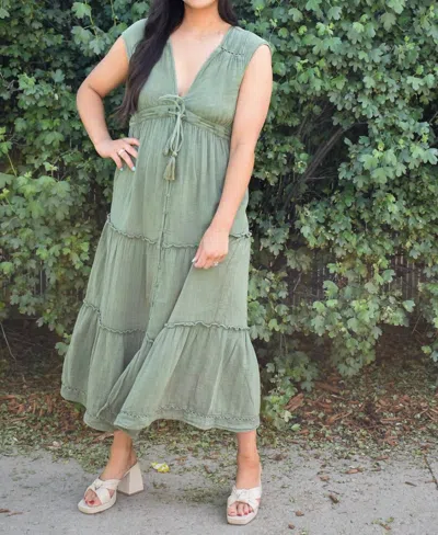 Rd Style Macbeth Plunge Tiered Dress In Moss