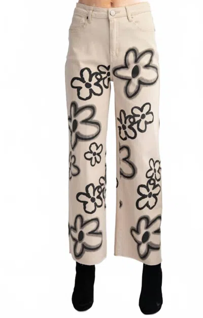 Easel Women's Stone Flower Jean In White/black In Neutral