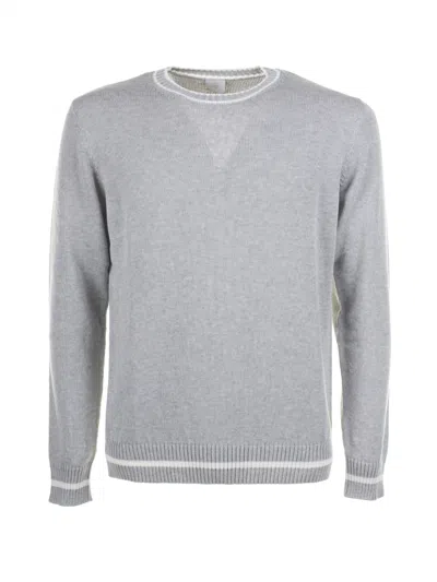 Eleventy Light Gray Crew Neck Sweater In Gray