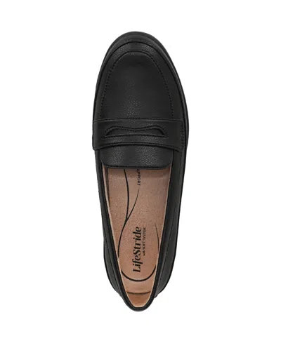 Lifestride Women's Malta Round Toe Penny Loafers