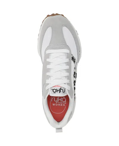 Ryka Rykä Jetsetter Walking Shoe In Gray