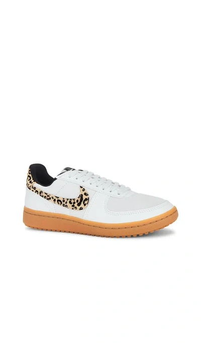 Nike Field General Se Sneakers In White Leather And Fabric In White