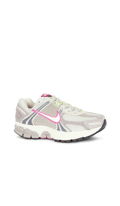 Nike Zoom Vomero 5 Sneaker