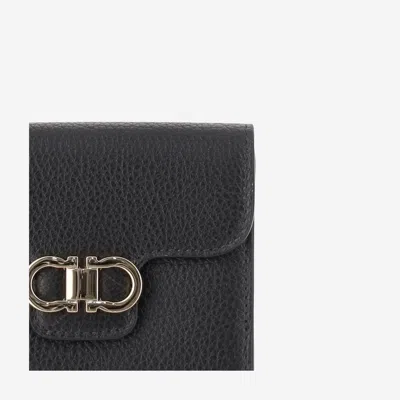 Ferragamo Gancini-plaque Wallet