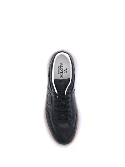 Valentino Upvillage Low-top Sneakers In Black