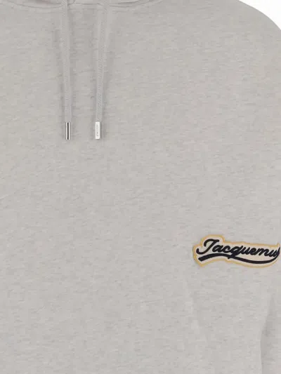 Jacquemus Hooded Sweater With Drawstring And Ribbed Finish In Gray