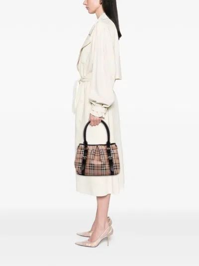 Pre-owned Burberry 2000-2017 Haymarket Check Coated Canvas Satchel