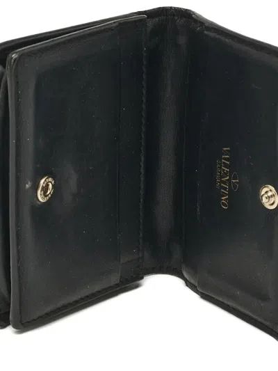 Pre-owned Valentino Garavani Rockstud Leather Cardholder