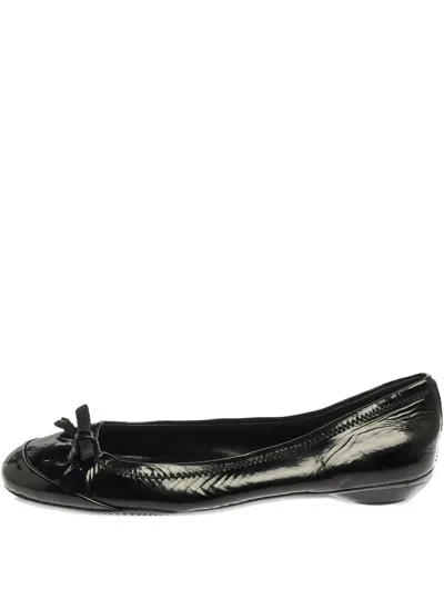 Pre-owned Prada Bow-detail Patent-leather Ballet Flats