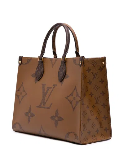 Pre-owned Louis Vuitton 2021-2025 Monogram Giant Onthego Mm Satchel