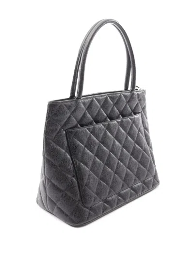 Pre-owned Chanel 2000-2002 Caviar Medallion Tote Bag