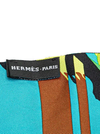 Pre-owned Hermes 2000-2025 Ex Libris En Camouflage Silk Twilly Scarf Scarves