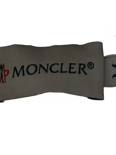 Pre-owned Moncler Floral-appliqué Cotton Shorts