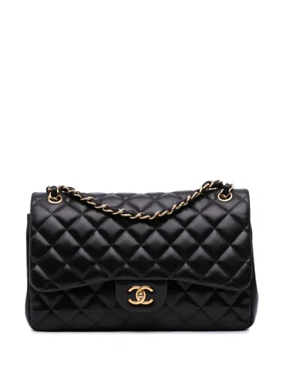 Pre-owned Chanel 2010-2011 Jumbo Classic Lambskin Double Flap Shoulder Bag