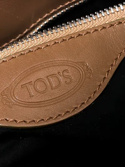 Pre-owned Tod's Vintage Buckled Rolled-handle Tote Bag
