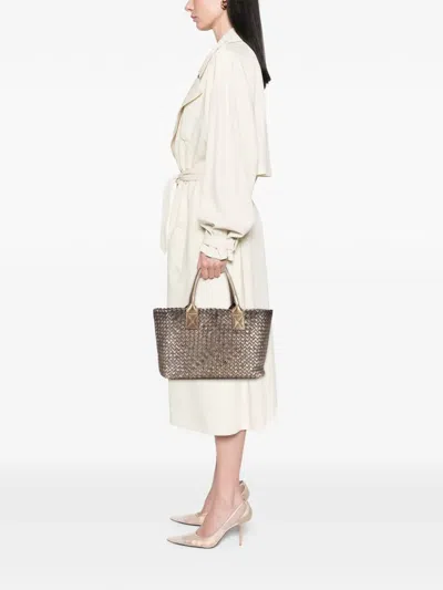 Pre-owned Bottega Veneta 2000-2007 Medium Lambskin Intreccio Cabat Tote Bag