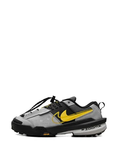 Nike X Sacai Zegamadome Sp "matte Silver/yellow" Sneakers