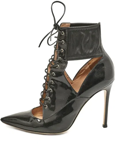 Pre-owned Gianvito Rossi 105mm Patent-leather Lace-up Boots In Black