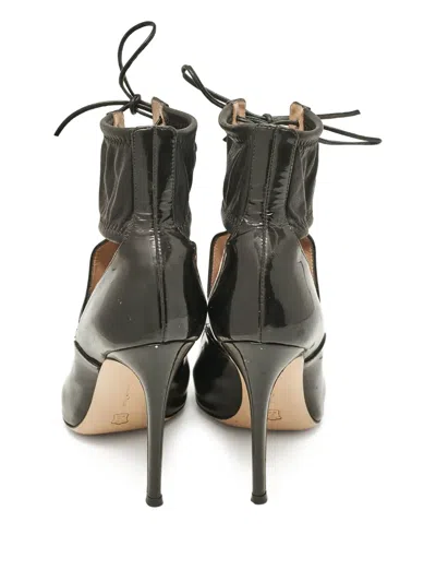 Pre-owned Gianvito Rossi 105mm Patent-leather Lace-up Boots In Black