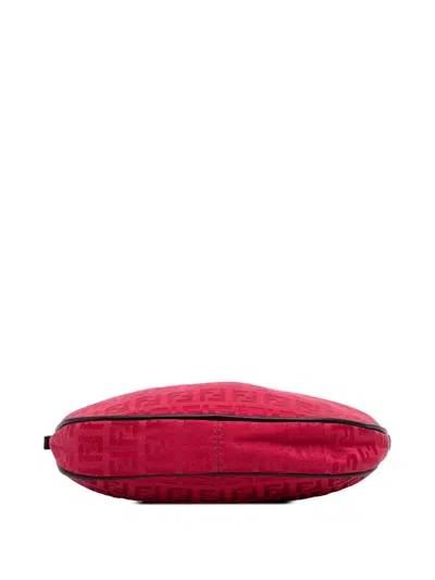 Pre-owned Fendi 2000-2010 Zucchino Canvas Shoulder Bag In Red