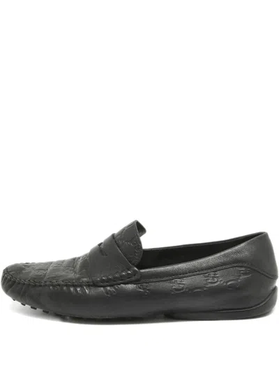 Pre-owned Gucci Leather Loafers In Black