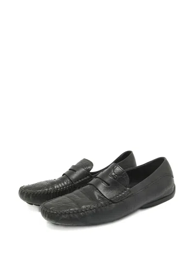Pre-owned Gucci Leather Loafers In Black