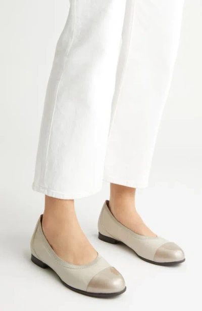 Munro Mila Ballet Flat