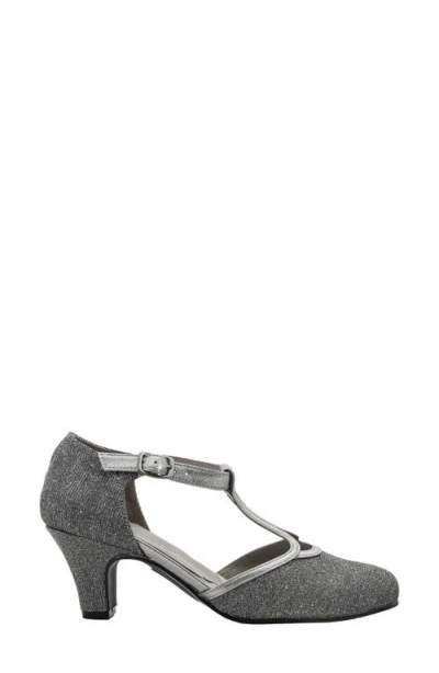 David Tate Fantastic T-strap Pump