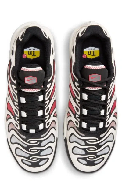 Nike Air Max Plus Drift Sneaker