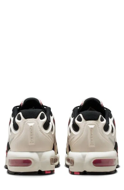 Nike Air Max Plus Drift Sneaker