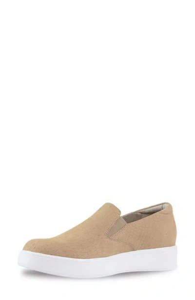 Munro Lennox Slip-on Sneaker