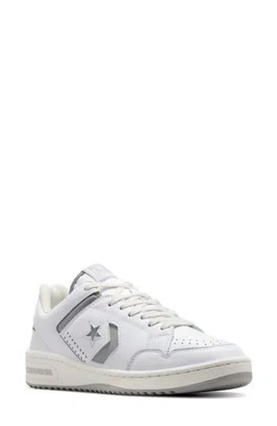 Converse Weapon Oxford Sneaker In White