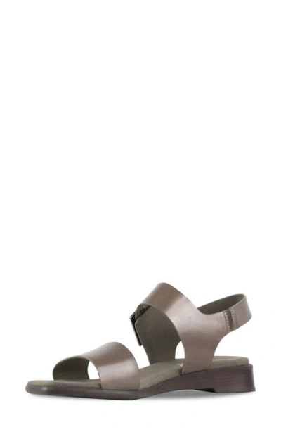 Munro Meena Sandal