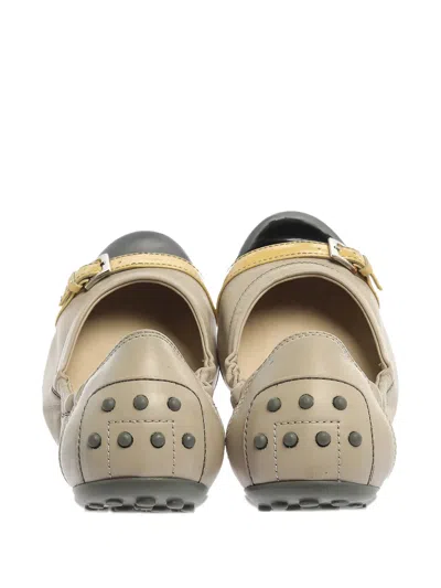 Pre-owned Tod's Buckle-detail Leather Ballet Flats In Neutral