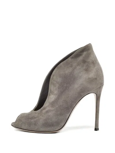 Pre-owned Gianvito Rossi 100mm Suede Peep-toe Pumps In Gray