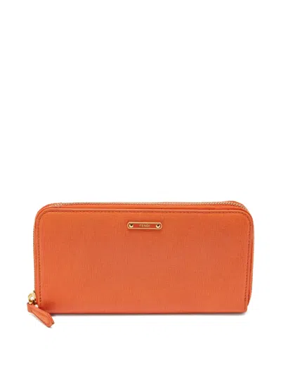 Pre-owned Fendi Logo-plate Leather Wallet In Orange