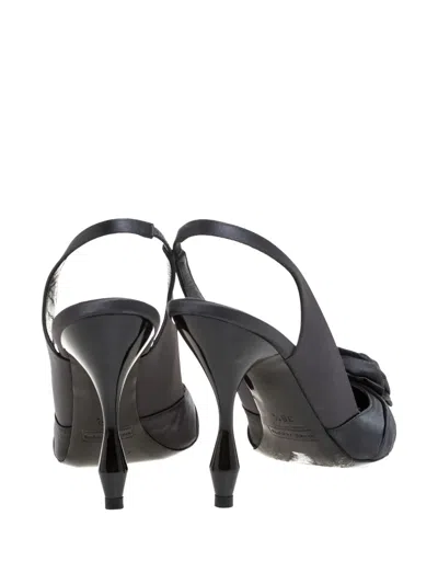 Pre-owned Marc Jacobs 95mm Rose-appliqué Slingback Sandals In Black