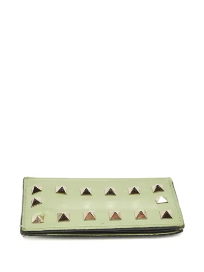 Pre-owned Valentino Garavani Rockstud Leather Card Holder In Green