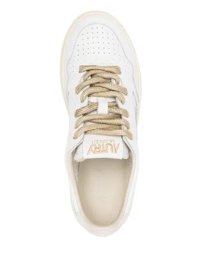 Autry White Sneakers With Perforated Toebox In White