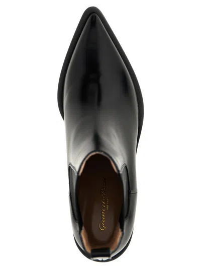 Gianvito Rossi Leather Boots In Black